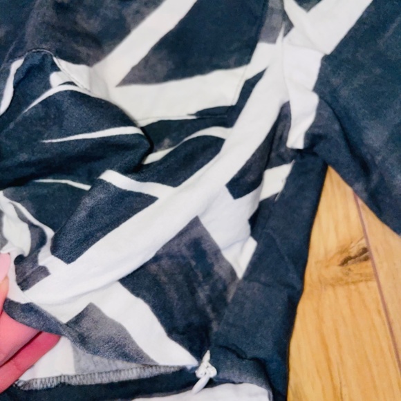 Zara 2 piece Crop & Skirt  SET - XS - Picture 12 of 16